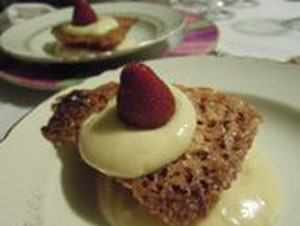 croquant-aux-fraises croquant aux fraises et sa crème au basilic Chambres d'hôtes en Pays Cathare la table