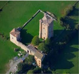 photo donjon-d'Arques une activité par jour, Location de vacances Gîtes à Carcassonne Le Roc sur l'Orbieu 