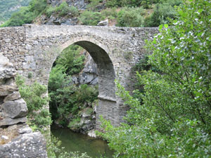 photo gorges-de-l'Orbieu-Monjoi une activité par jour, Location de vacances Gîtes à Carcassonne Le Roc sur l'Orbieu 