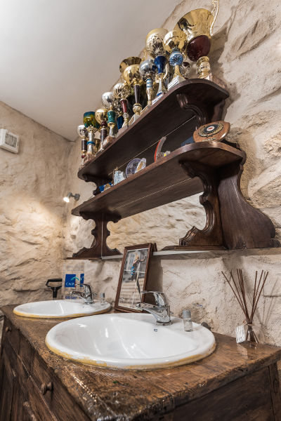 salle de bain au Roc sur l'Orbieu gîtes entre Carcassonne et Narbonne