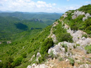 Randonnée - Gite et Location Vacances en Corbières - Le Randonnée - Roc sur l’Orbieu, entre Narbonne et Carcassonne